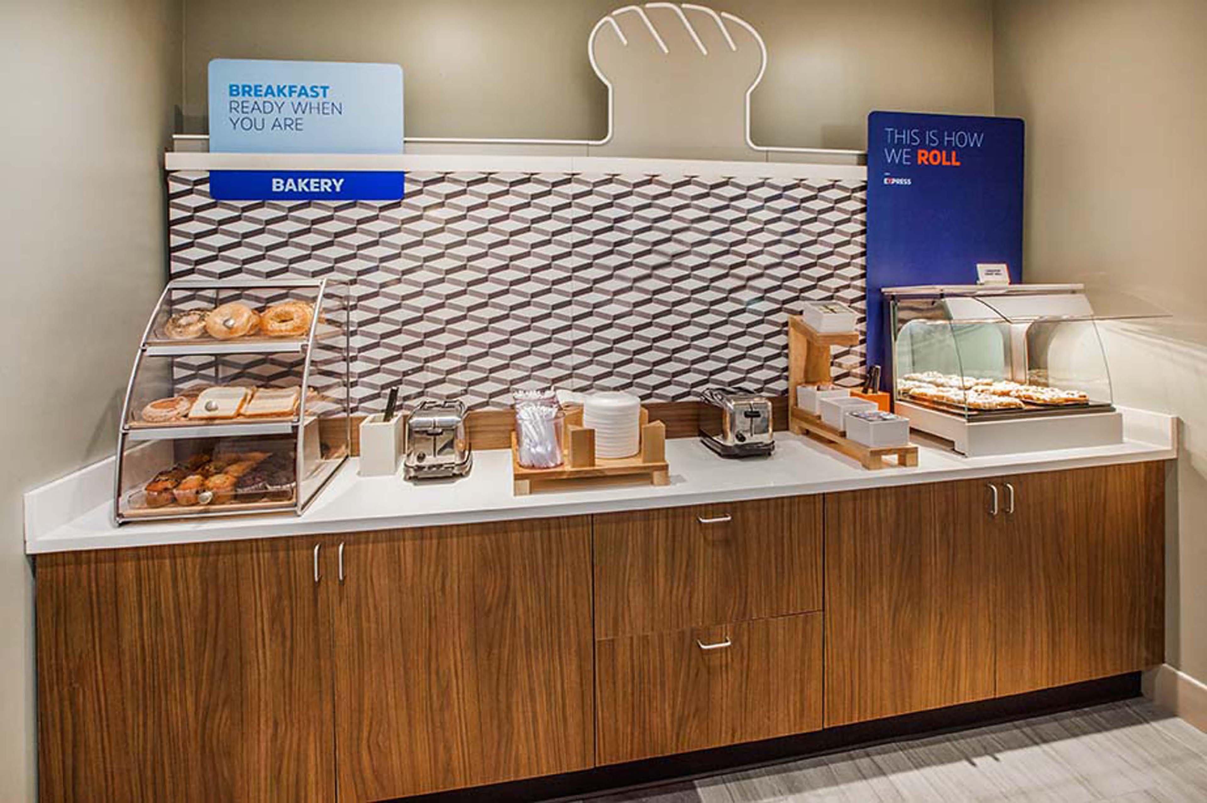 Holiday Inn Express - Atlanta-Kennesaw By Ihg Εξωτερικό φωτογραφία